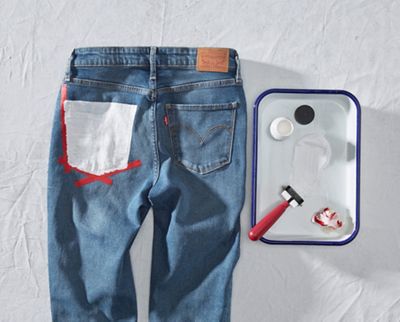 POCKET DESIGN WITH HAMMER AND SUPPLIES