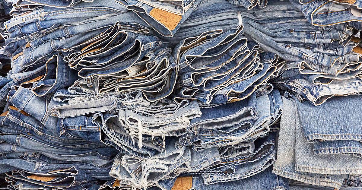 How to Repair Jeans | Off the Cuff - Levi's