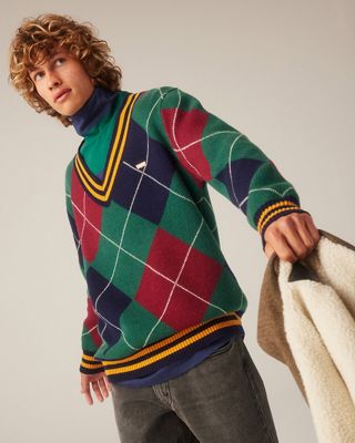 SWEATSHIRTS & HOODIES