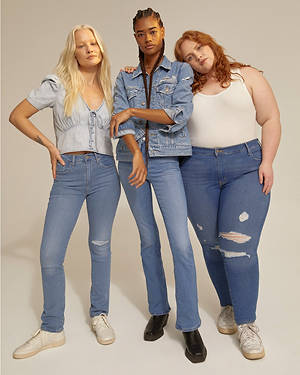 Levi's Friends and Family Sale: 30-40% off Sitewide with Free Shipping