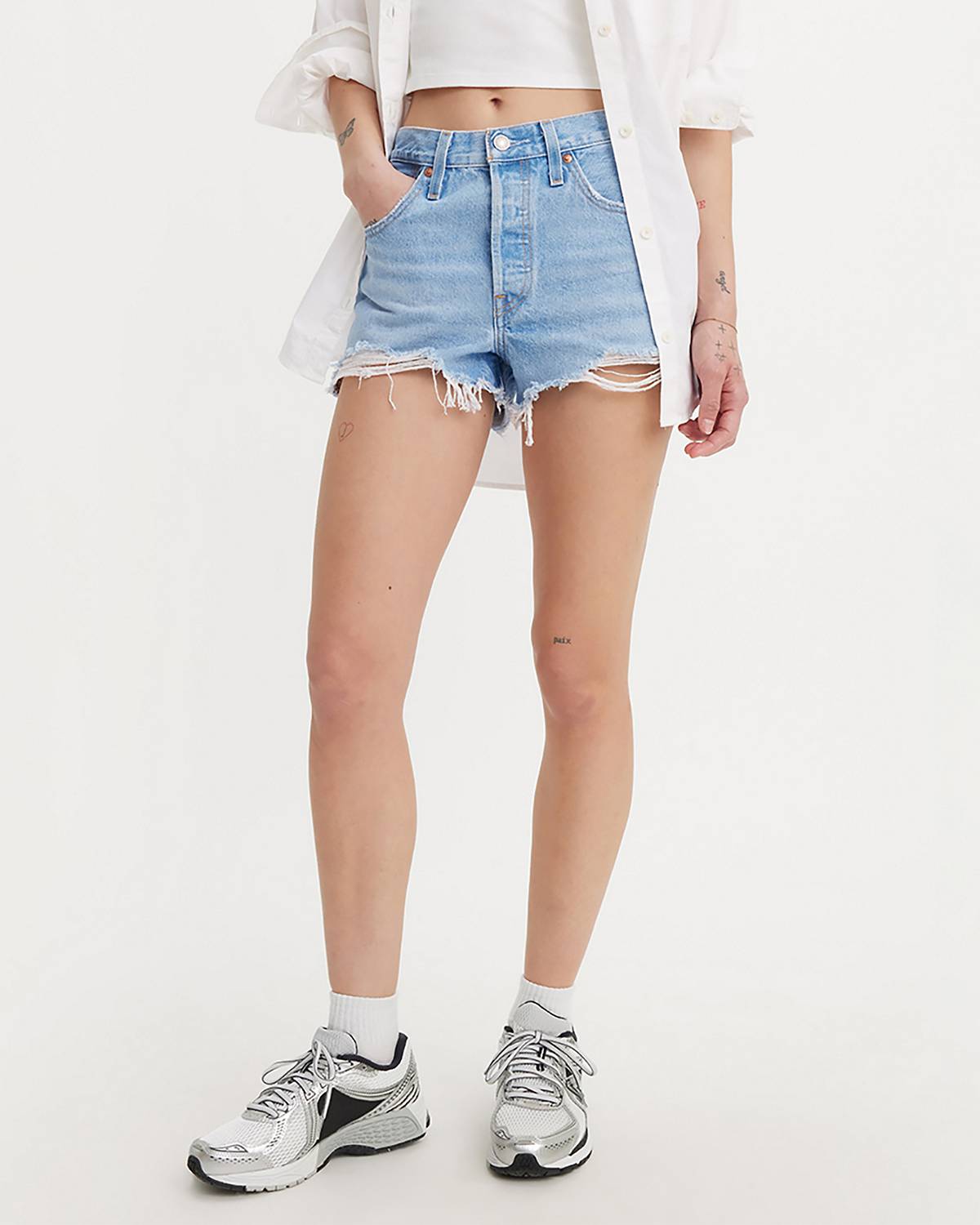Model wearing 501® shorts