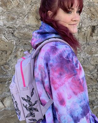 markers vines on backpack buttons