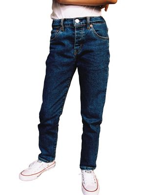 Girl wearing 501® Jeans