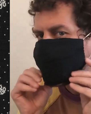 FACE MASK BANDANA CLOSE UP