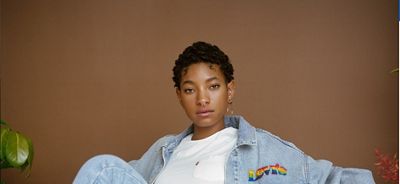 Portrait shot of Willow Smith wearing a Levi's® jean jacket, white tee, and Levi's® jeans.