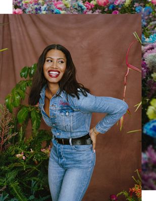 Leyna Bloom wearing head to toe denim.