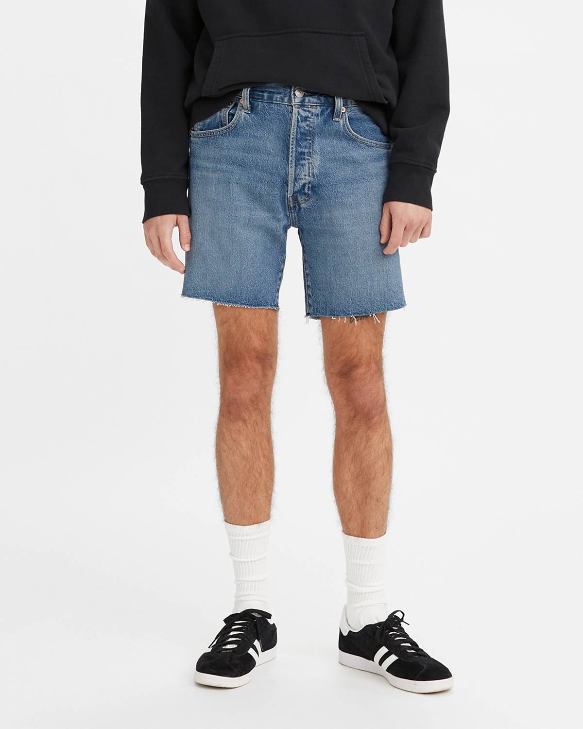 Model wearing 501® '93 shorts