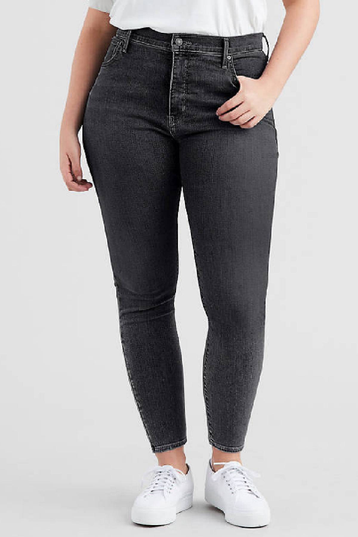 Model wearing 720 high rise super skinny jeans